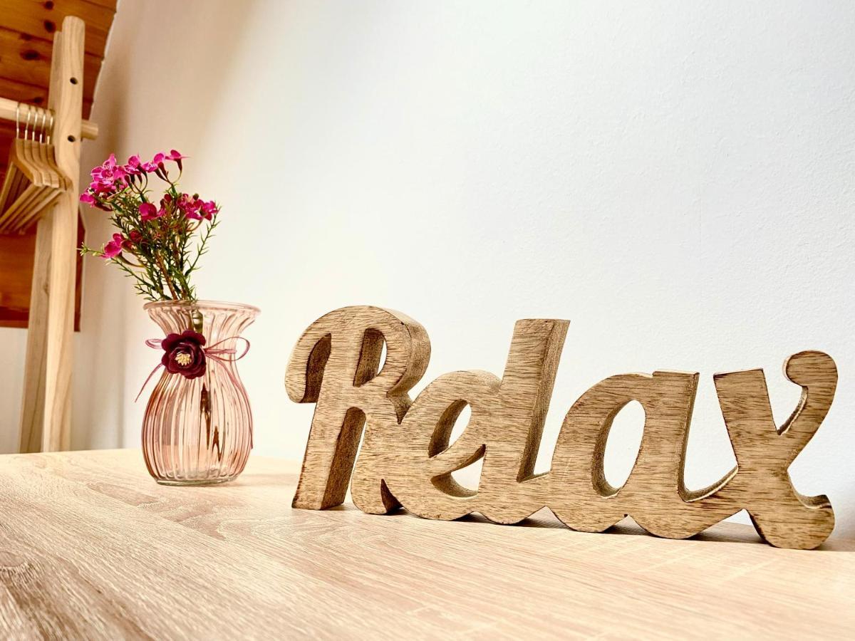 Relax Apartment Прага Экстерьер фото