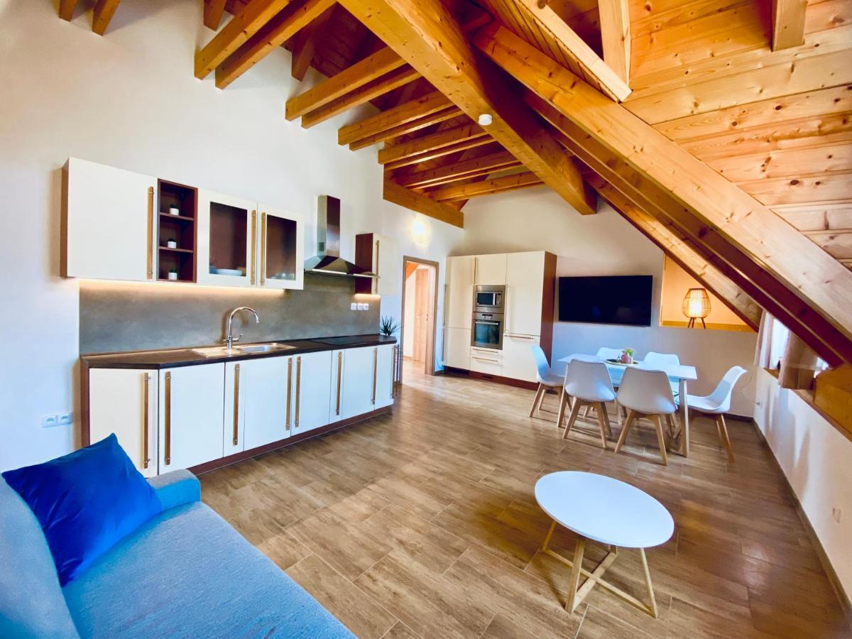 Relax Apartment Прага Экстерьер фото